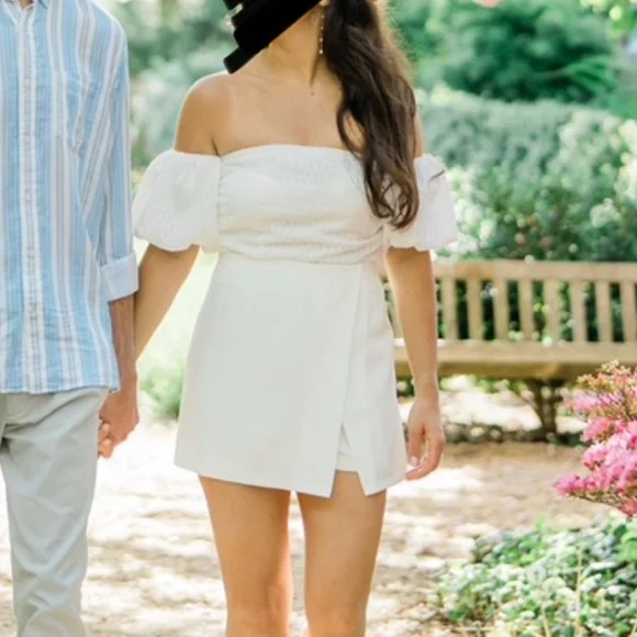 nasty gal white off the shoulder dress NWT NASTY GAL COLLECTION FRILL HERE OFF THE SHOULDER WHITE FLOWY MINI DRESS